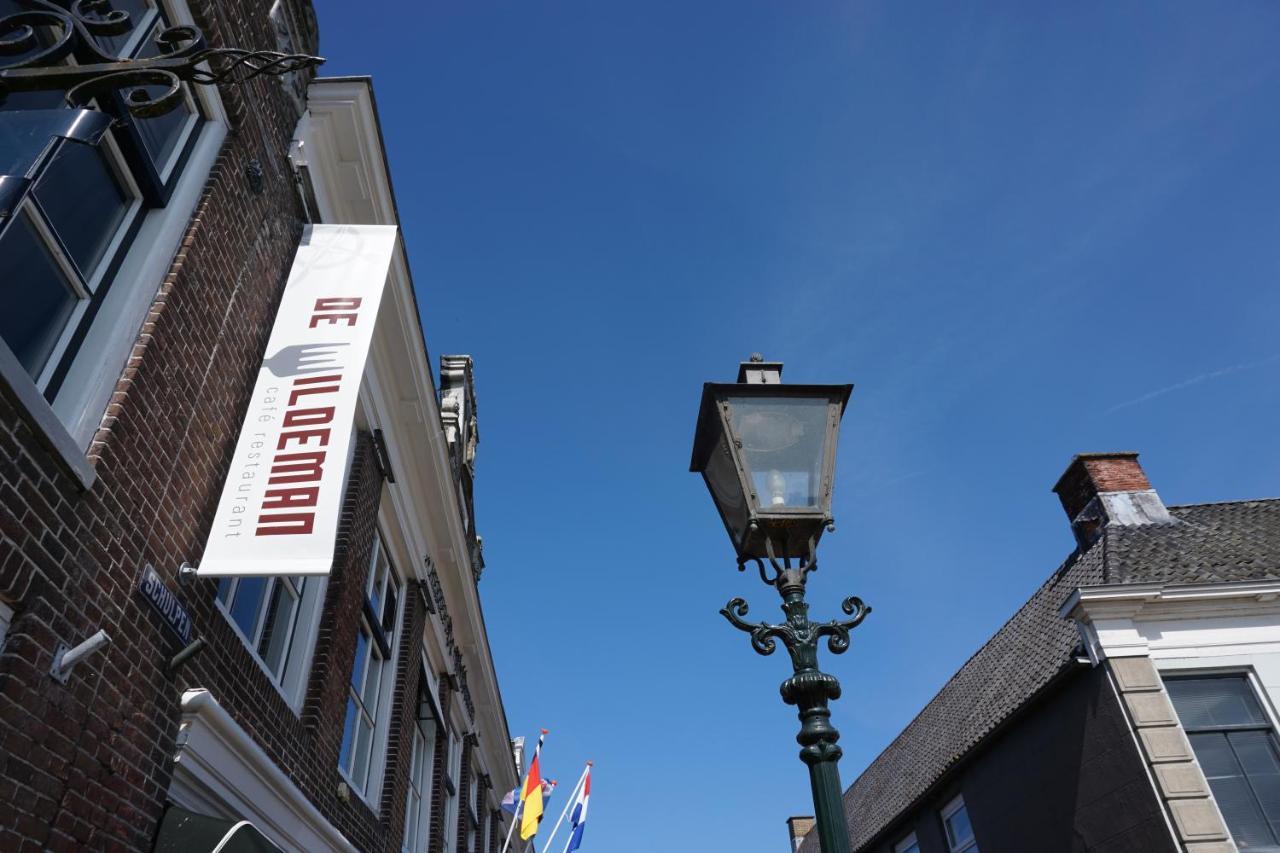 Herberg De Wildeman Lemmer Bagian luar foto