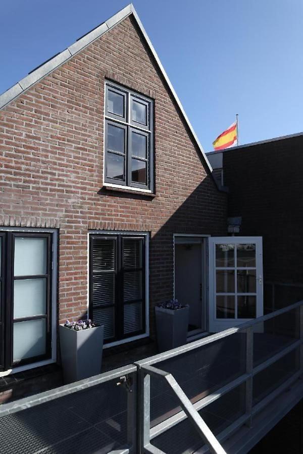 Herberg De Wildeman Lemmer Bagian luar foto